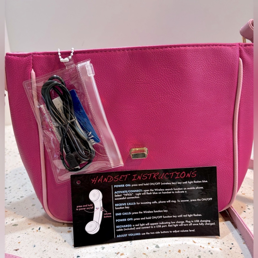 Betsey Johnson Pink Retro Telephone Crossbody Bag โโ Working Handset - Picture 11 of 16